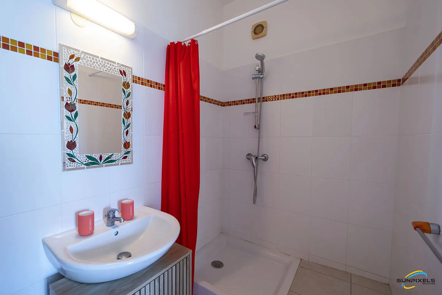 Locations saisonnières en Martinique. Appartement « Perle d’anse », Les Trois Ilets / anse à l’âne Locations saisonnières en Martinique. Appartement "Perle d'anse", Les Trois Ilets / anse à l'âne