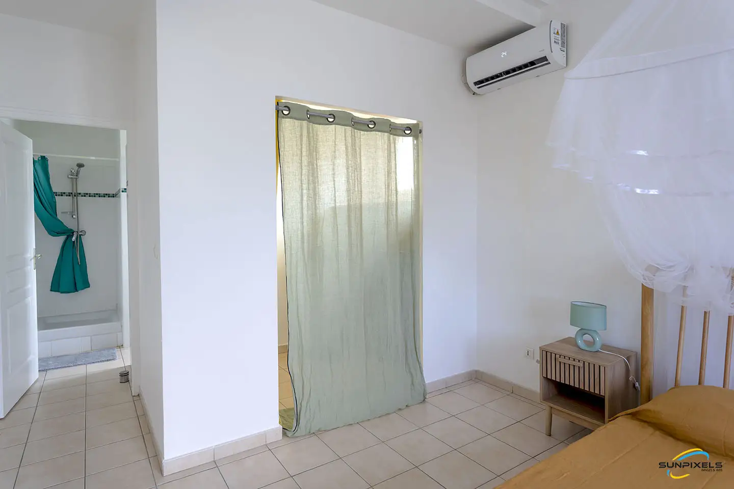 Locations saisonnières en Martinique. Appartement « Perle d’anse », Les Trois Ilets / anse à l’âne Locations saisonnières en Martinique. Appartement "Perle d'anse", Les Trois Ilets / anse à l'âne