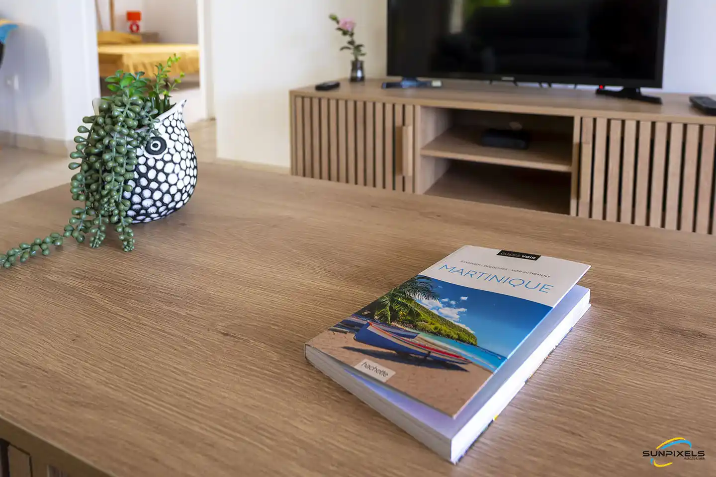 Locations saisonnières en Martinique. Appartement « Perle d’anse », Les Trois Ilets / anse à l’âne Locations saisonnières en Martinique. Appartement "Perle d'anse", Les Trois Ilets / anse à l'âne